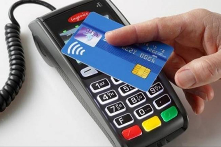 Πληρωμές με κάρτα: Αλλάζουν όλα στις ανέπαφες συναλλαγές